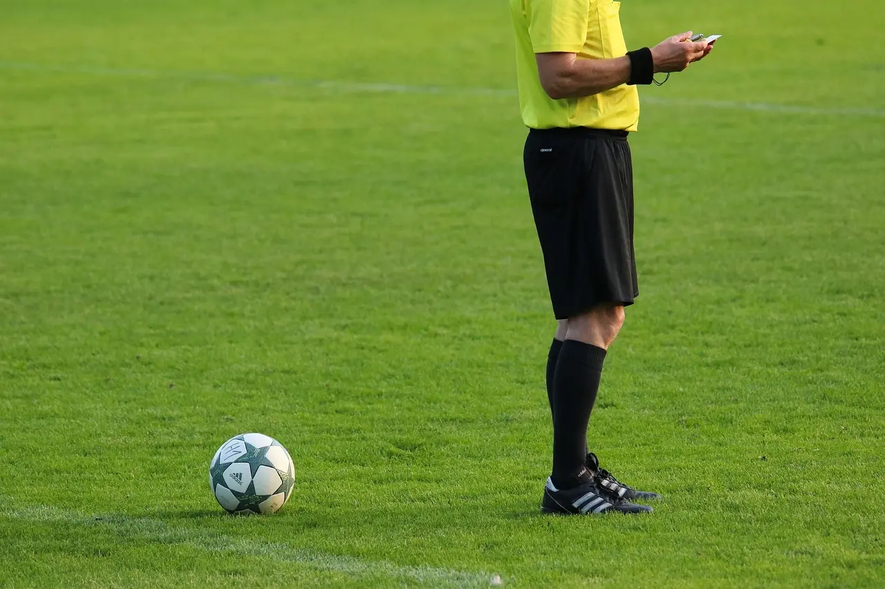 Serie A 2025 – Runde 24: VAR-indgreb, straffesparksdrama og en storsejr på Allianz Parque