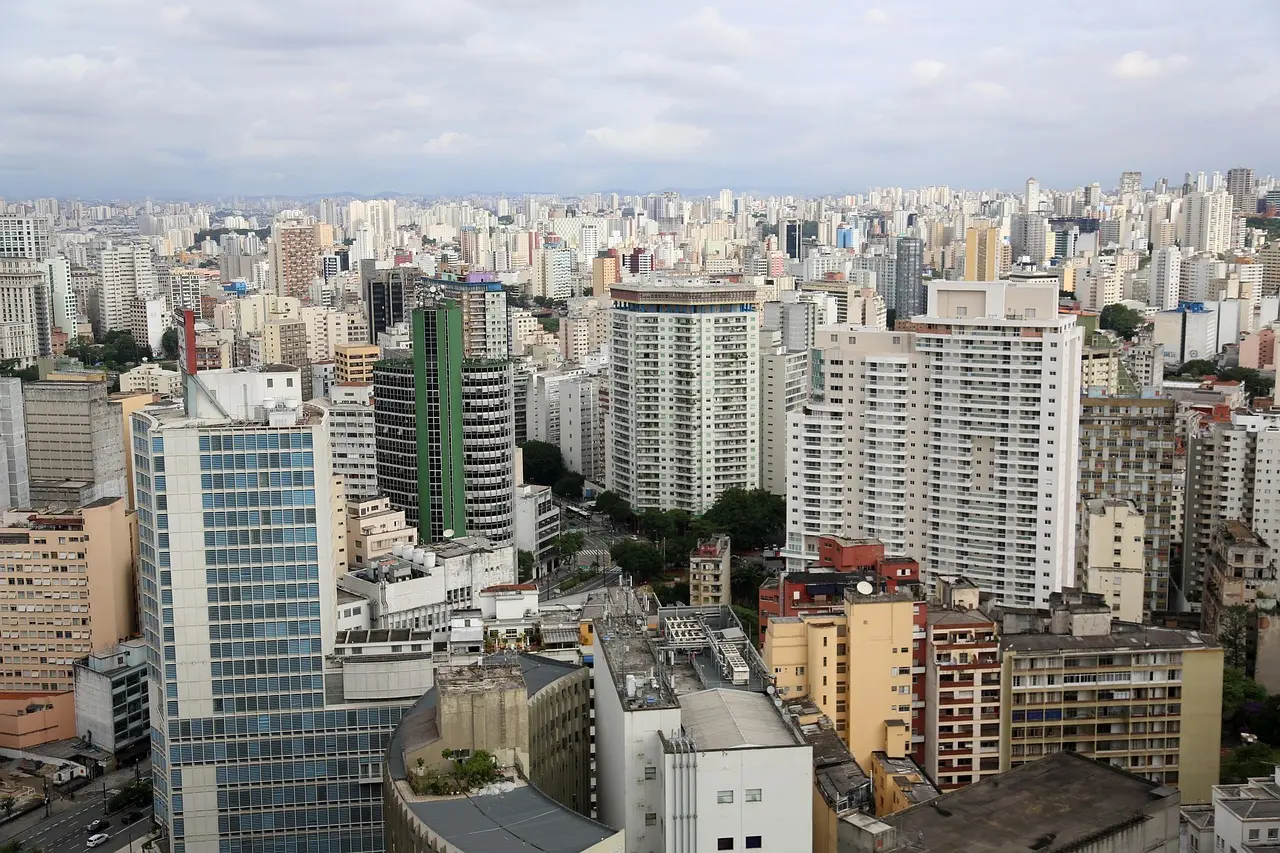 Hvordan er vejret i São Paulo i oktober?